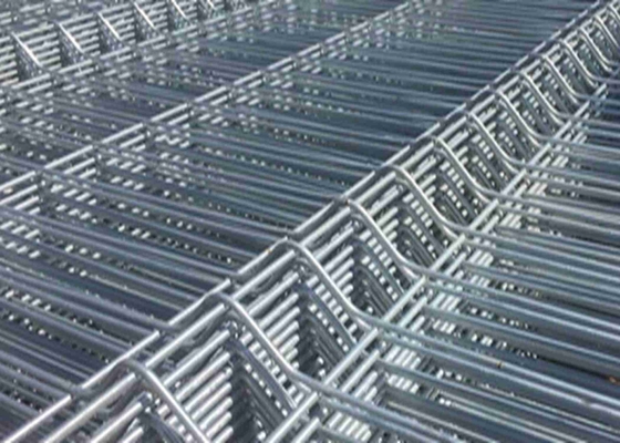 Hot Dipped Galvanized Euro Fence 200mm X 50mm Hole 4.2mm Wire 2.08m X 2.5m Size