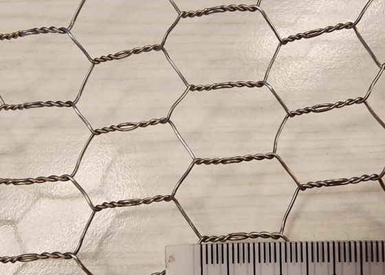 1/2" Hole 0.65mm Hexagonal Wire Mesh 1.8m Width Stainless Steel 304